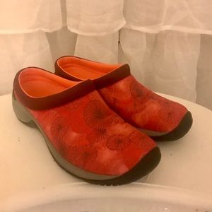 Merrell clogs great nursing shoes